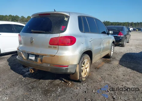 2013 Volkswagen Tiguan S из США, поврежденный, VIN WVGAV3AX6DW572417